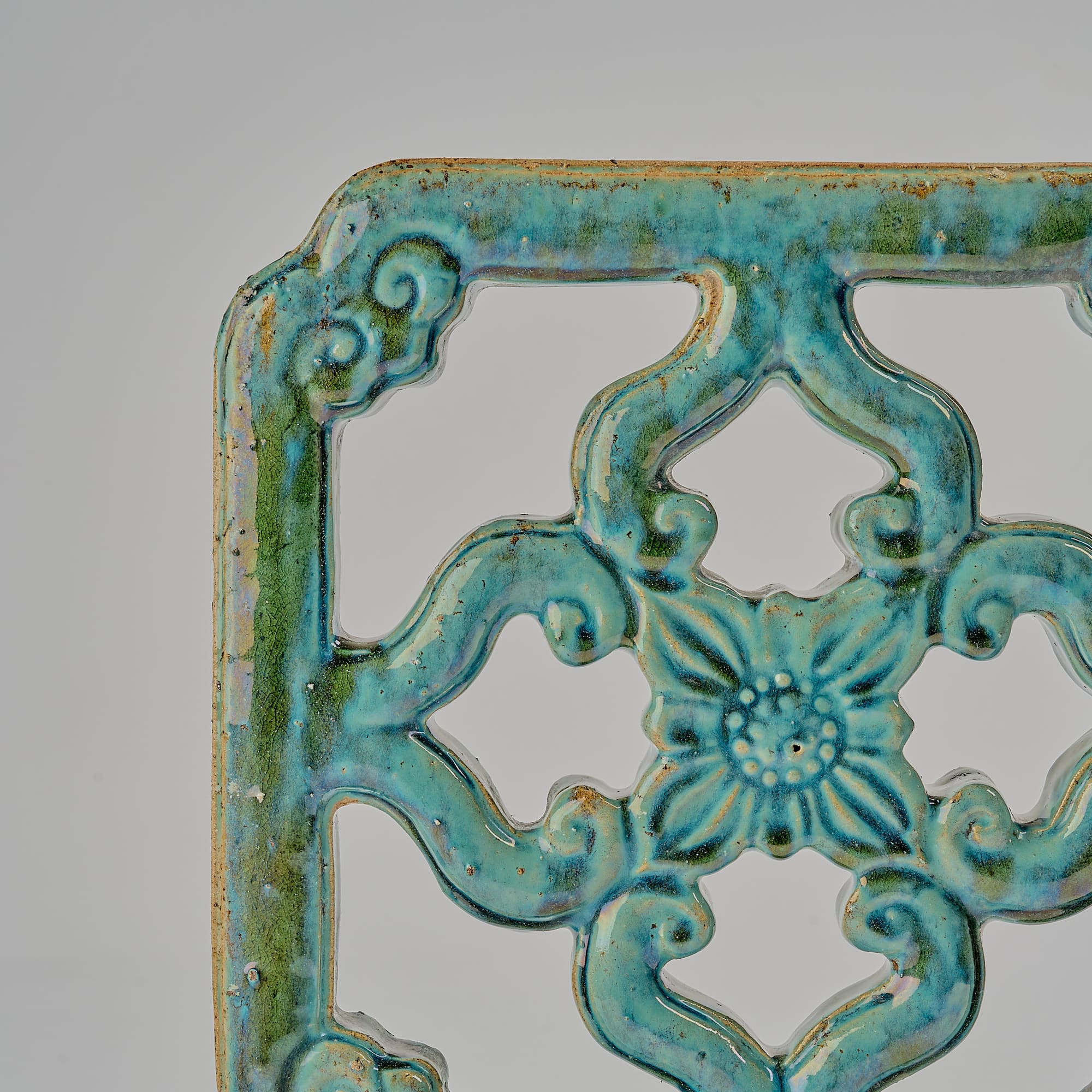 綠釉花磚・角度 3
